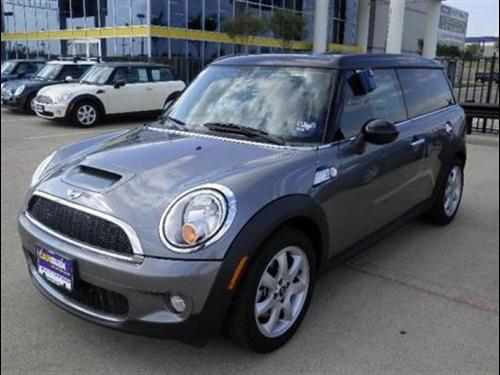 Mini Cooper Clubman 2010 photo 2