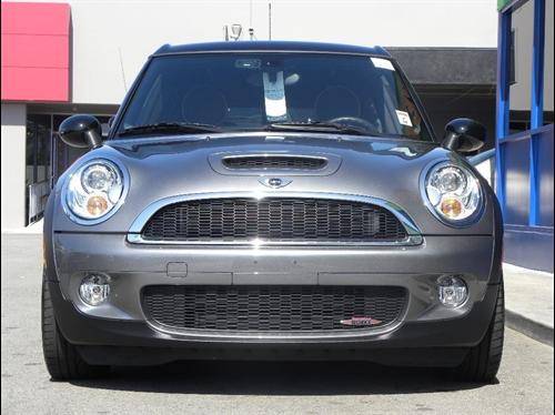 Mini Cooper Clubman 2010 photo 2