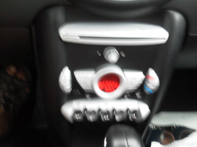 Mini Cooper Clubman 2010 photo 9