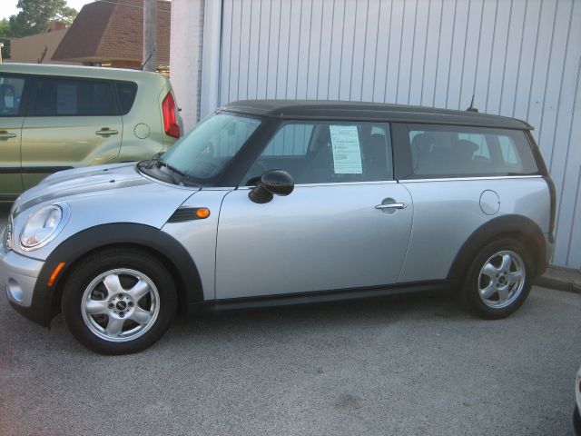 Mini Cooper Clubman 2010 photo 4
