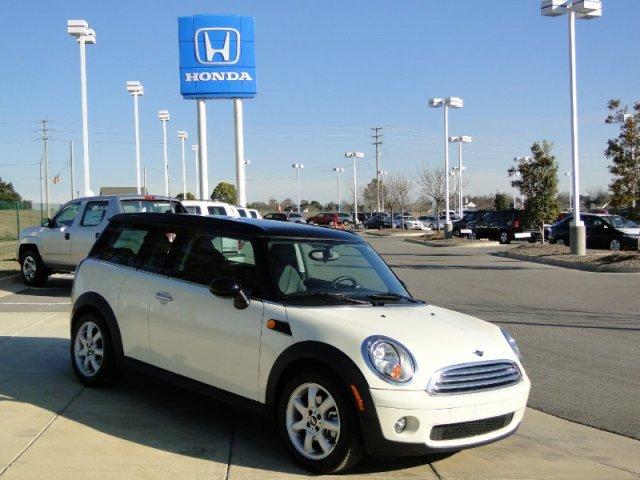 Mini Cooper Clubman 2010 photo 1