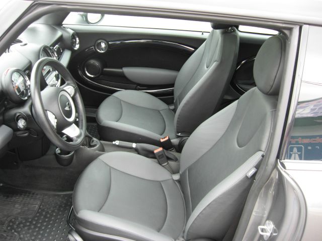 Mini Cooper Clubman 2010 photo 1