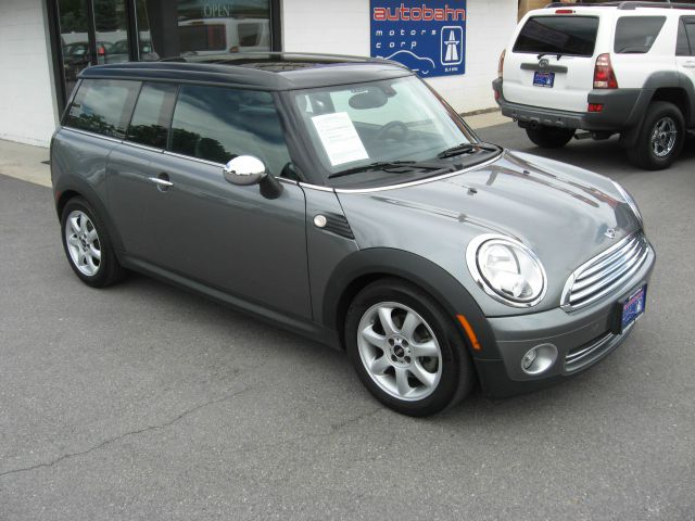 Mini Cooper Clubman 2010 photo 4