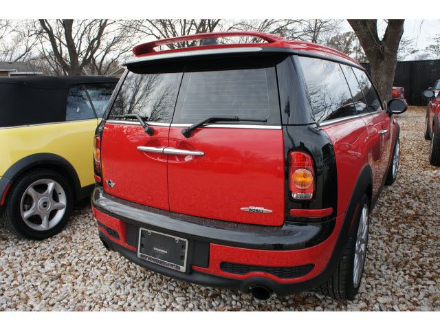 Mini Cooper Clubman 2010 photo 2