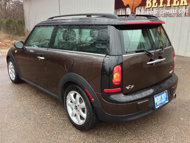 Mini Cooper Clubman 2010 photo 26