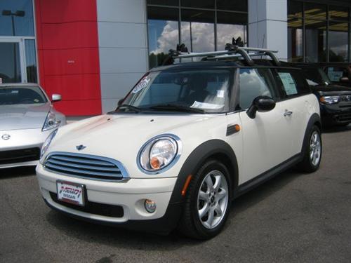 Mini Cooper Clubman 2010 photo 2