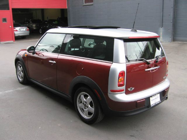 Mini Cooper Clubman 2010 photo 4