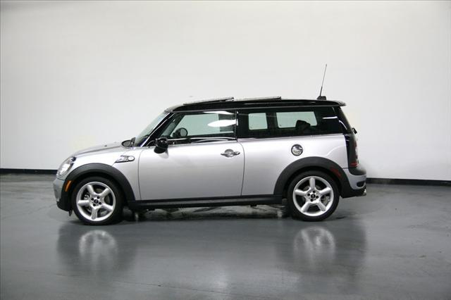 Mini Cooper Clubman 2010 photo 3