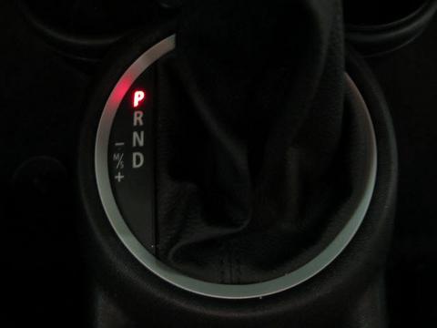 Mini Cooper Clubman 2010 photo 2