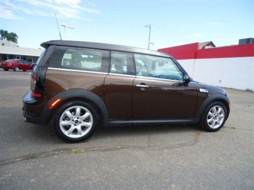 Mini Cooper Clubman 2010 photo 1
