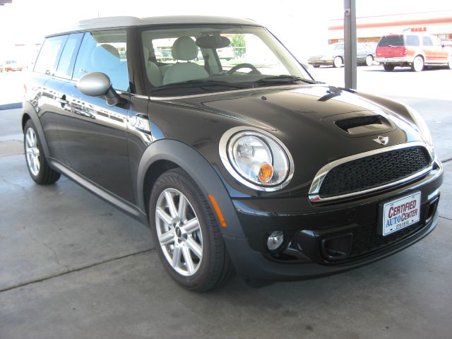 Mini Cooper Clubman 2012 photo 2