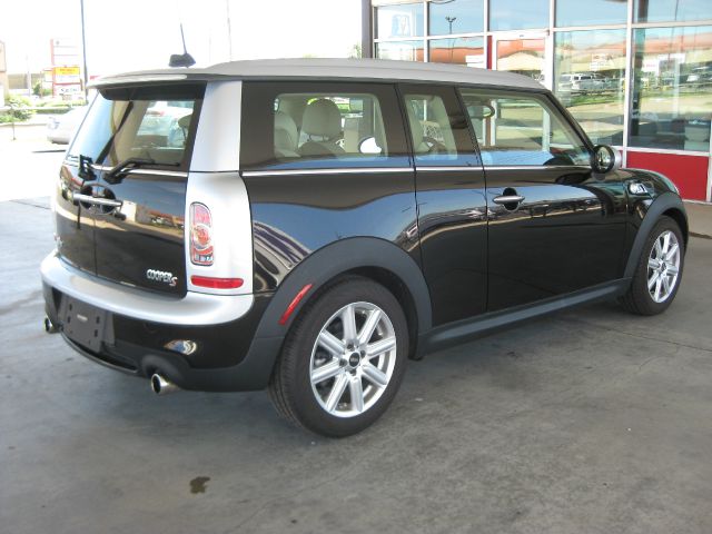 Mini Cooper Clubman 2012 photo 3