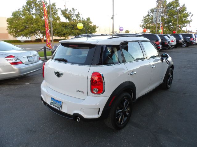 Mini Cooper Countryman 2012 photo 24