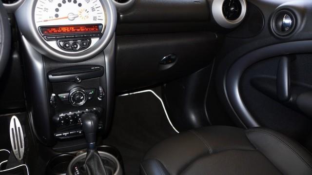 Mini Cooper Countryman 2012 photo 17