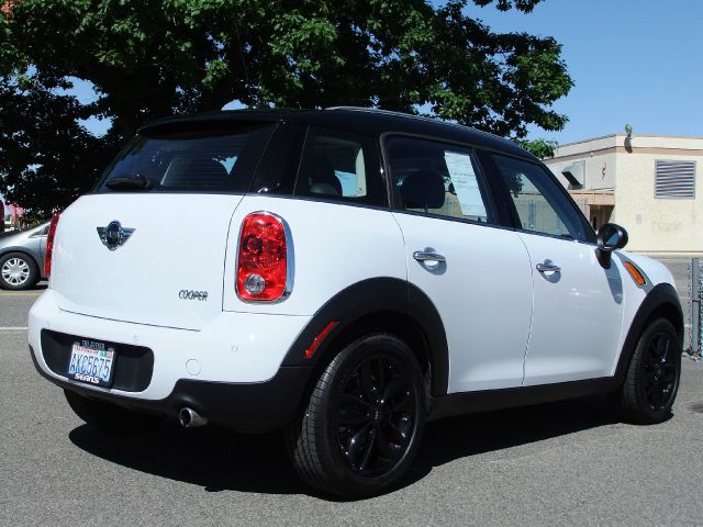 Mini Cooper Countryman 2012 photo 2