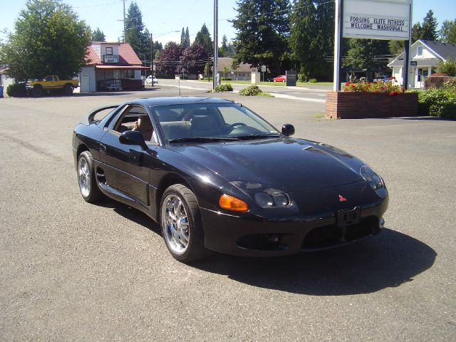 Mitsubishi 3000GT Base Coupe