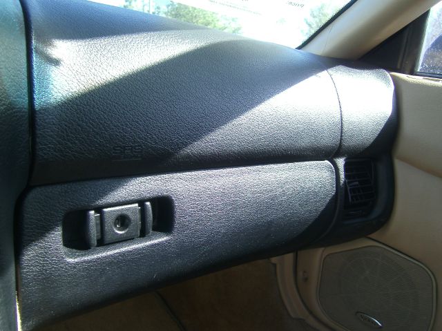 Mitsubishi 3000GT 1999 photo 18