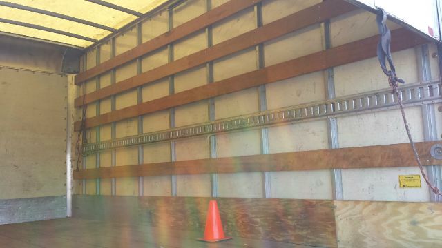 Mitsubishi Cargo Van 2007 photo 8