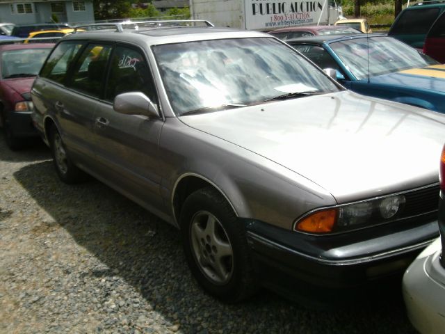 Mitsubishi Diamante 1993 photo 2