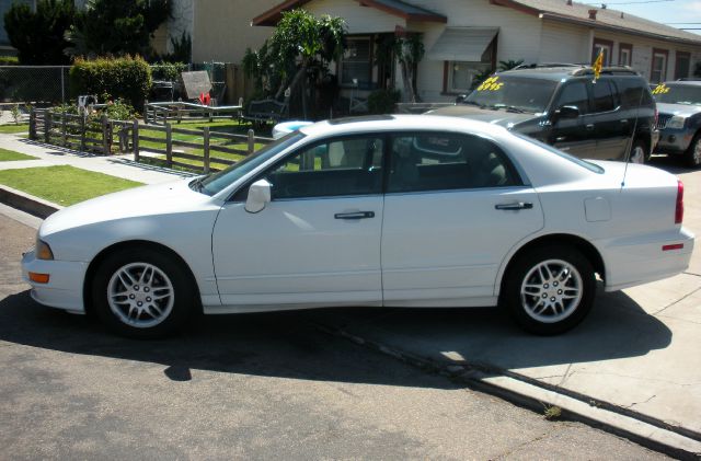 Mitsubishi Diamante 2000 photo 3