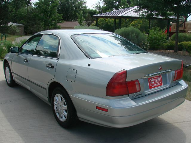 Mitsubishi Diamante 2001 photo 3