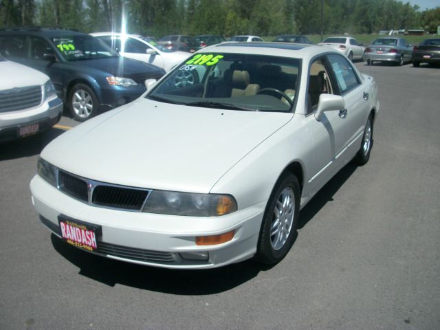 Mitsubishi Diamante 2001 photo 3