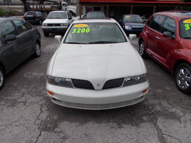 Mitsubishi Diamante 2002 photo 2