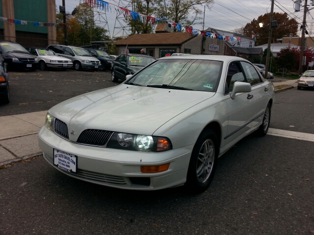 Mitsubishi Diamante 2002 photo 2