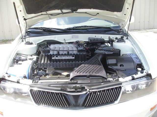 Mitsubishi Diamante 2002 photo 15