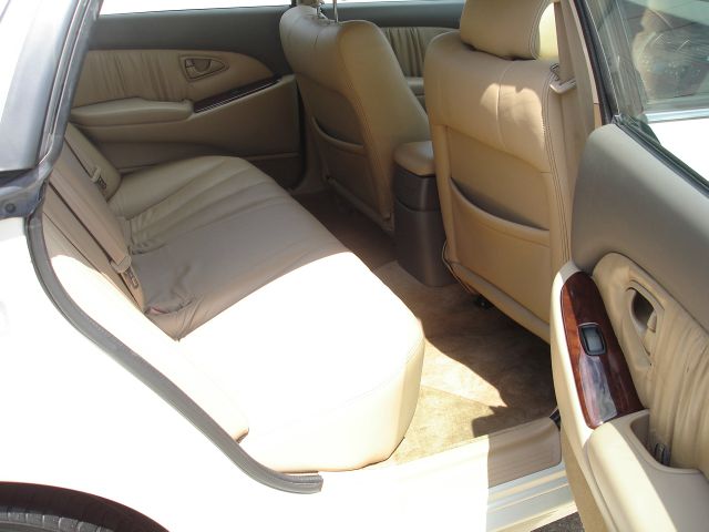 Mitsubishi Diamante 2002 photo 4