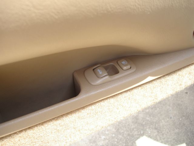 Mitsubishi Diamante 2002 photo 6