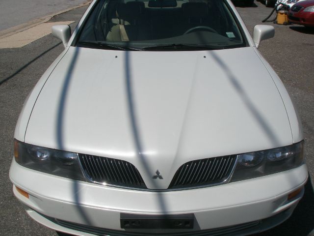 Mitsubishi Diamante 2002 photo 19