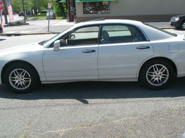 Mitsubishi Diamante 2002 photo 22