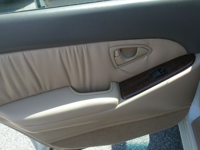 Mitsubishi Diamante 2002 photo 29