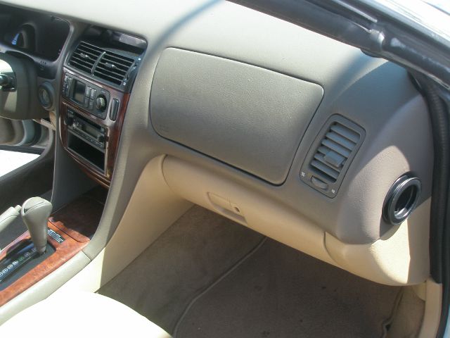 Mitsubishi Diamante 2002 photo 30