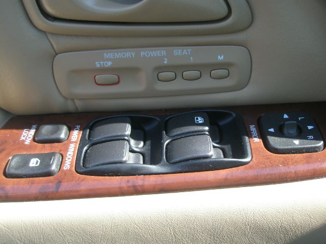 Mitsubishi Diamante 2002 photo 31