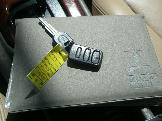 Mitsubishi Diamante 2002 photo 5