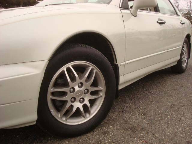 Mitsubishi Diamante 2003 photo 2