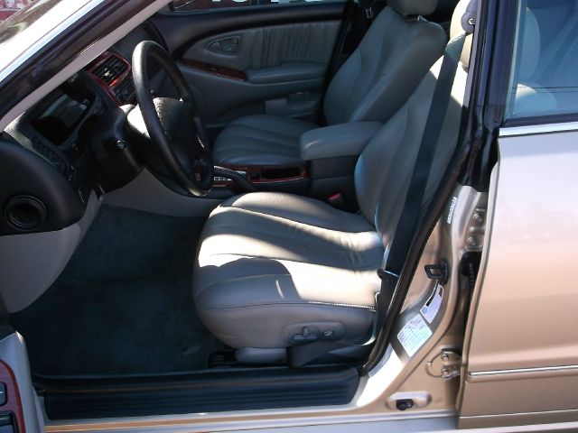 Mitsubishi Diamante 2004 photo 3