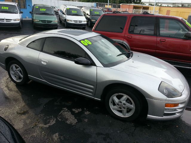 Mitsubishi Eclipse 2000 photo 2