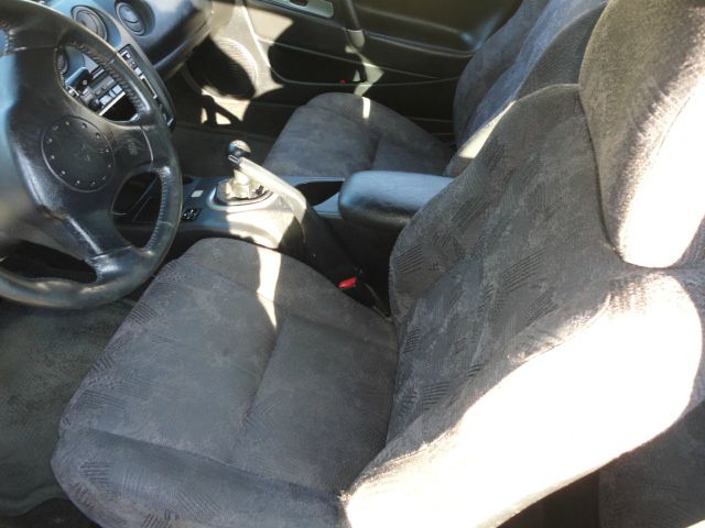 Mitsubishi Eclipse 2000 photo 1
