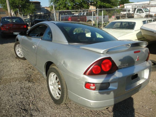 Mitsubishi Eclipse 2000 photo 2