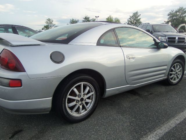 Mitsubishi Eclipse 2000 photo 1