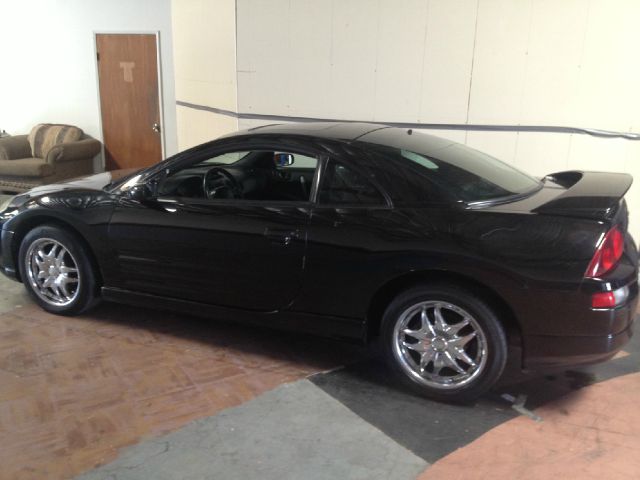 Mitsubishi Eclipse 2001 photo 2