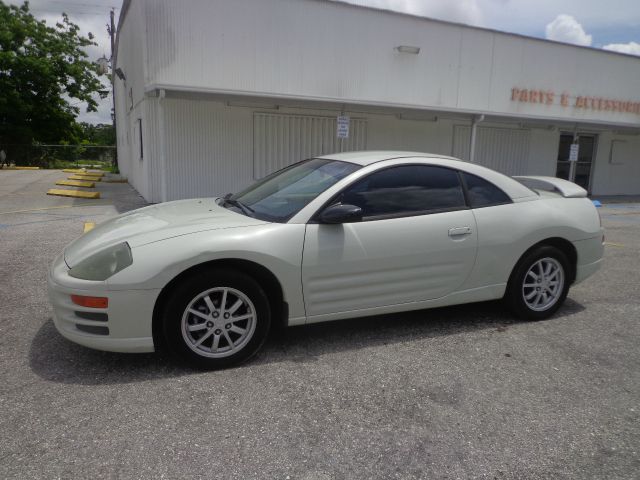 Mitsubishi Eclipse 2001 photo 2