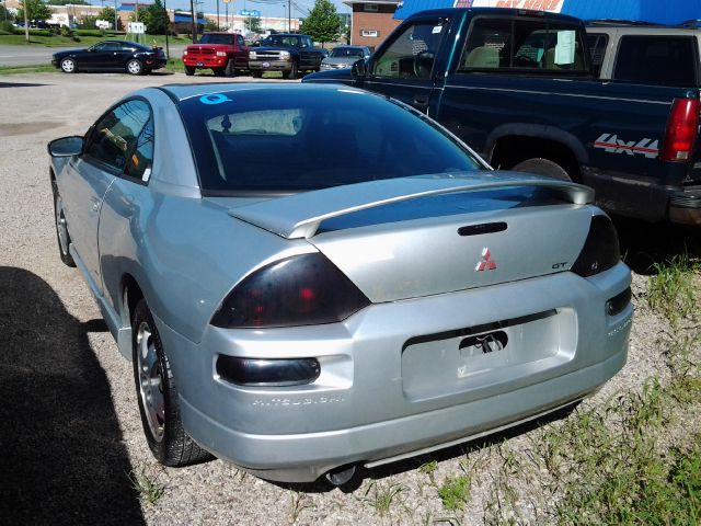 Mitsubishi Eclipse 2001 photo 2
