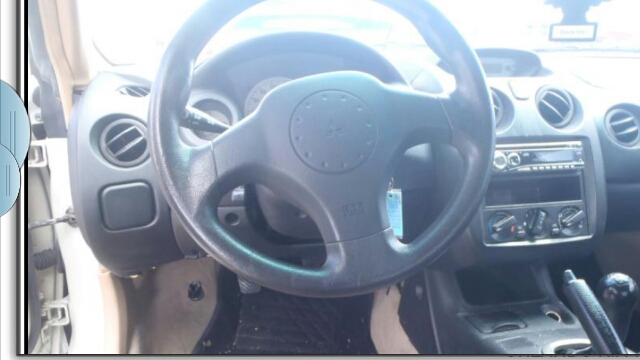 Mitsubishi Eclipse 2001 photo 3