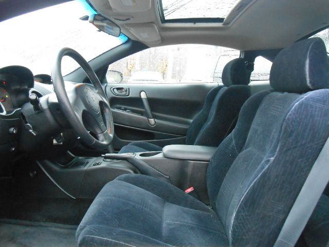 Mitsubishi Eclipse 2001 photo 2