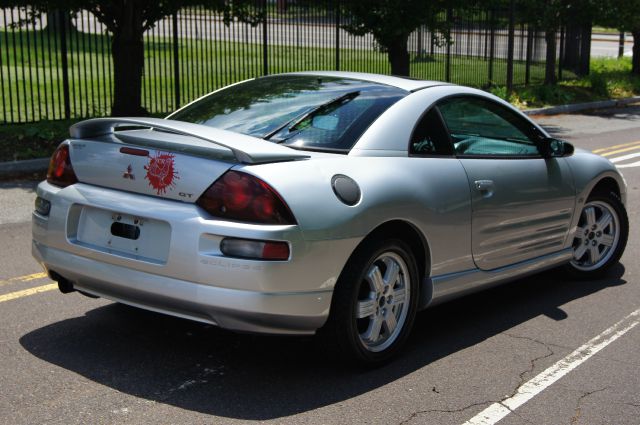 Mitsubishi Eclipse 2001 photo 4