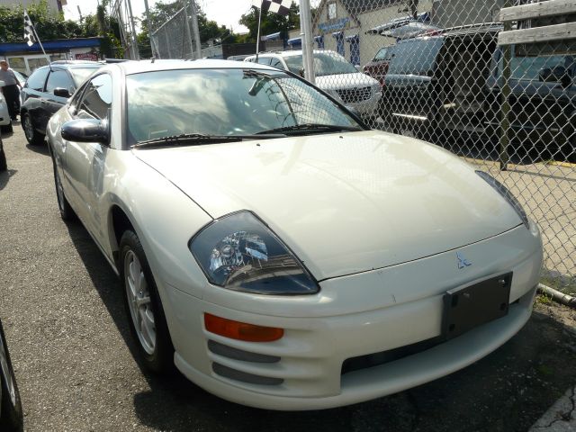 Mitsubishi Eclipse 2002 photo 2